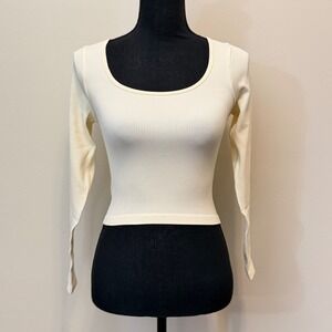 NEW OQQ Y2K Women S Ribbed Long Sleeve Crop Top Butter Cream Scoop Neck Gym 0585
